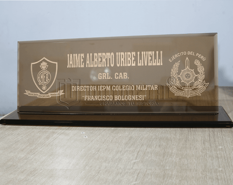 PORTA NOMBRE DE VIDRIO O ROTULO DEL EJERCITO DEL PERUR PORTA NOMBRE DE VIDRIO O ROTULO DEL EJERCITO DEL PERUR