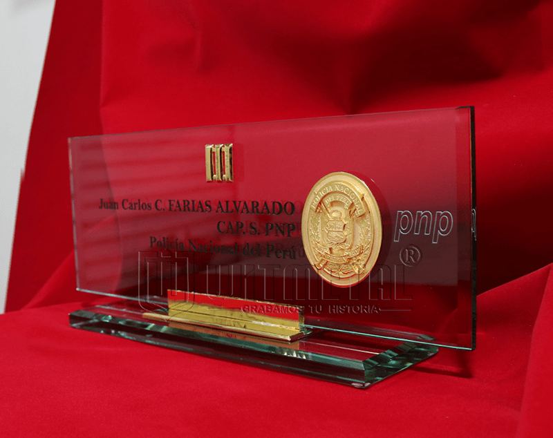 PORTA NOMBRE DE VIDRIO O ROTULO PNP PORTA NOMBRE DE VIDRIO O ROTULO PNP