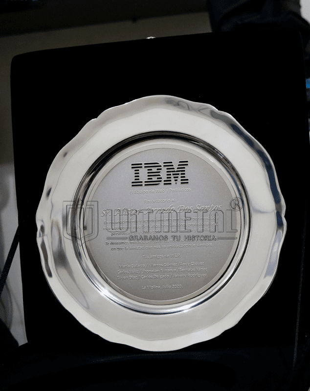 Plato-recordatorio-Contorno-Ondulante-logo-ibm Plato-recordatorio-Contorno-Ondulante-logo-ibm